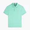 Polo de algodón liso de corte regular Polo de algodón liso de corte regular