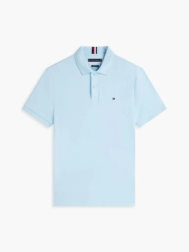 Polo de algodón liso de corte regular Polo de algodón liso de corte regular