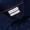 Polo de corte regular con estampado de anclas