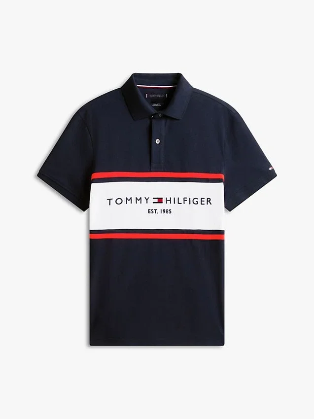 Polo de corte regular con rayas y logotipo de Tommy Polo de corte regular con rayas y logotipo de Tommy