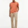 Polo de corte regular teñido en prenda