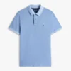 Polo de corte regular teñido en prenda