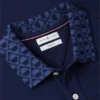 Polo de cuello jacquard de corte regular