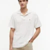 Polo de jacquard texturado de corte clásico Polo de jacquard texturado de corte clásico