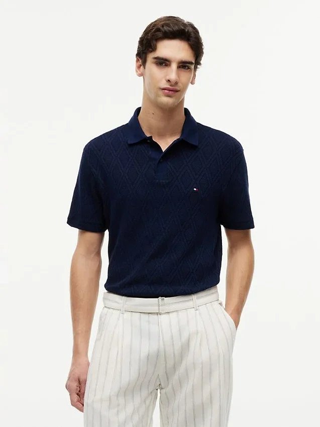 Polo de jacquard texturado de corte clásico Polo de jacquard texturado de corte clásico