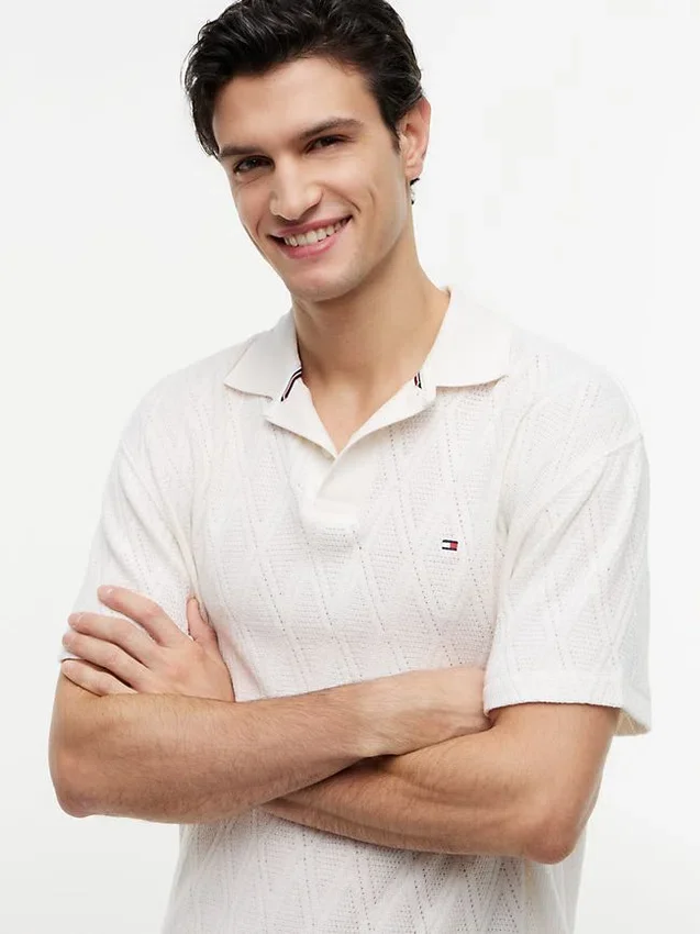 Polo de jacquard texturado de corte clásico Polo de jacquard texturado de corte clásico