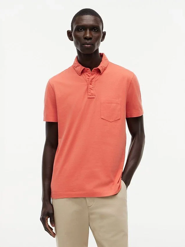 Polo de jersey con bolsillo y corte regular Polo de jersey con bolsillo y corte regular