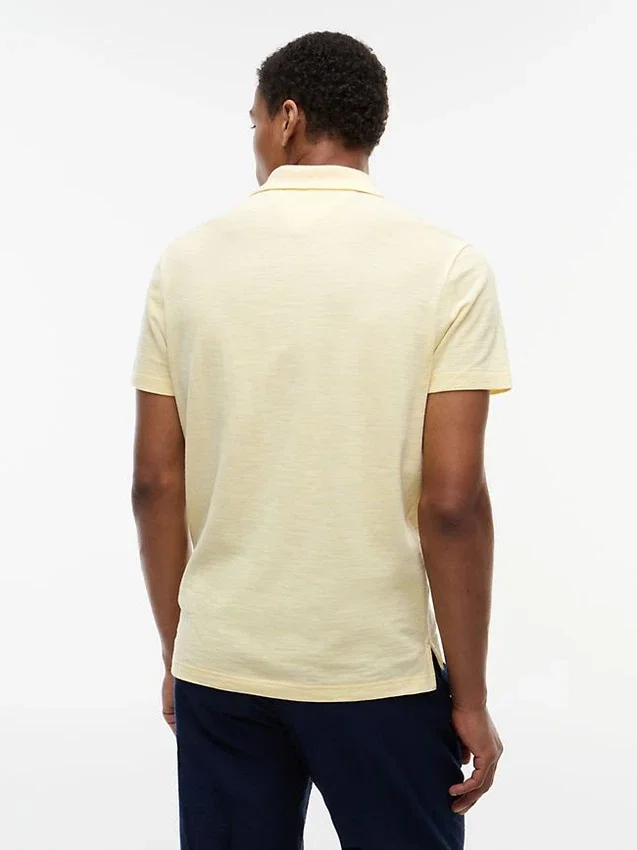 Polo de Oxford texturizado con acabado slub de corte regular Polo de Oxford texturizado con acabado slub de corte regular