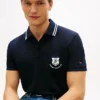 Polo de piqué con escudo monograma de corte regular Polo de piqué con escudo monograma de corte regular