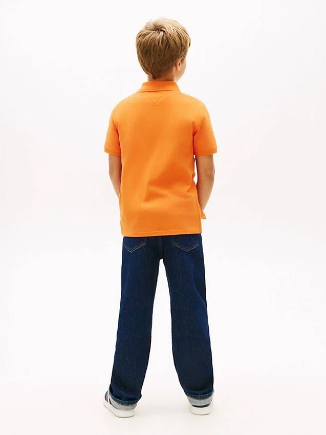 Polo elástico con bandera y bloques de color para niño Polo elástico con bandera y bloques de color para niño