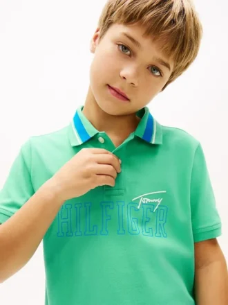 Polo elástico con el logotipo de Hilfiger para niño