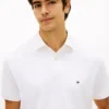Polo Tommy de corte regular elástico