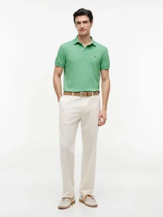 Polo Tommy de corte regular elástico