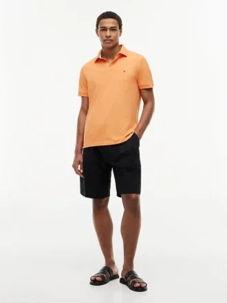 Polo Tommy de corte regular elástico