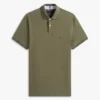 Polo Tommy de corte regular elástico