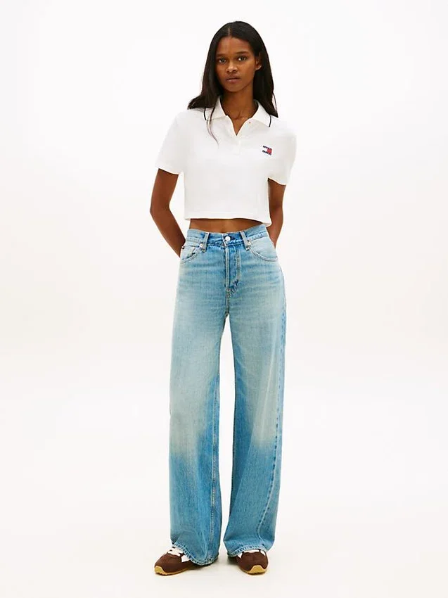 Polo Tommy Jeans de corte recto y largo corto Polo Tommy Jeans de corte recto y largo corto