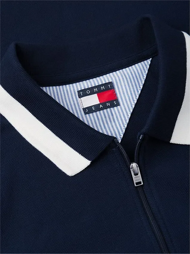 Polo Tommy Jeans Relaxed con cremallera de un cuarto Polo Tommy Jeans Relaxed con cremallera de un cuarto