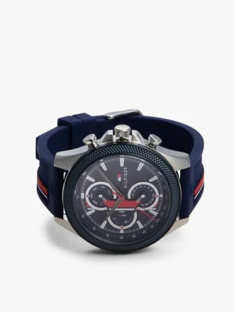 Reloj deportivo de 46 mm con correa exclusiva