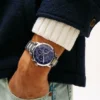 Reloj multifunción de 42 mm