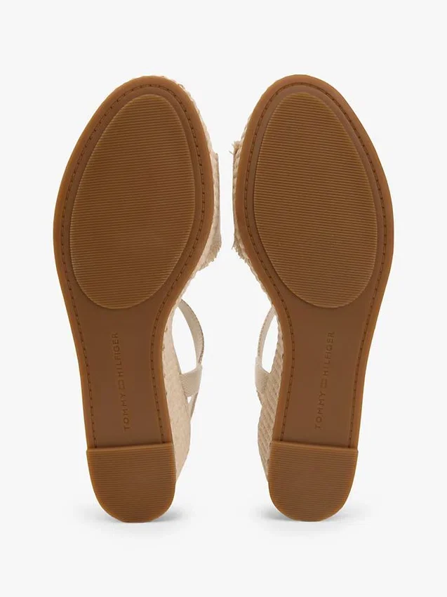 Sandalias de cuña con espadrilla tejida Sandalias de cuña con espadrilla tejida