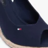 Sandalias de cuña con talón abierto