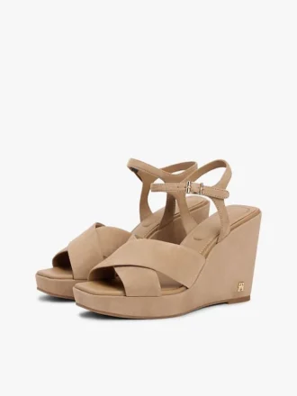 Sandalias de cuña de ante con tiras cruzadas