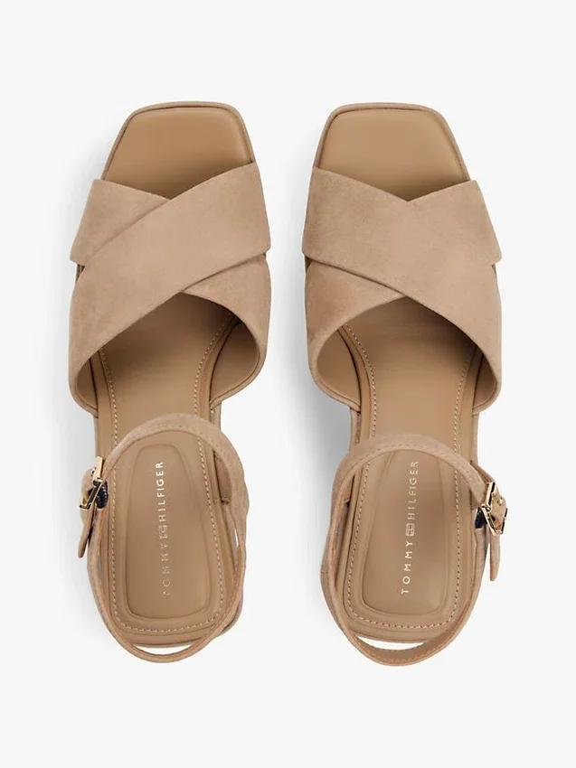 Sandalias de cuña de ante con tiras cruzadas Sandalias de cuña de ante con tiras cruzadas