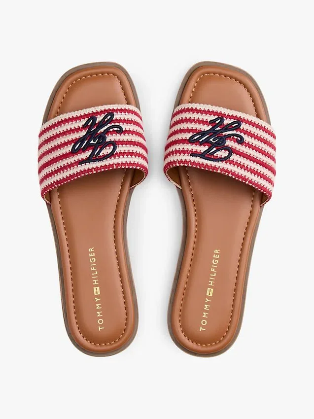 Sandalias de tiras tejidas con monograma y rayas Sandalias de tiras tejidas con monograma y rayas