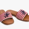 Sandalias de tiras tejidas con monograma y rayas Sandalias de tiras tejidas con monograma y rayas