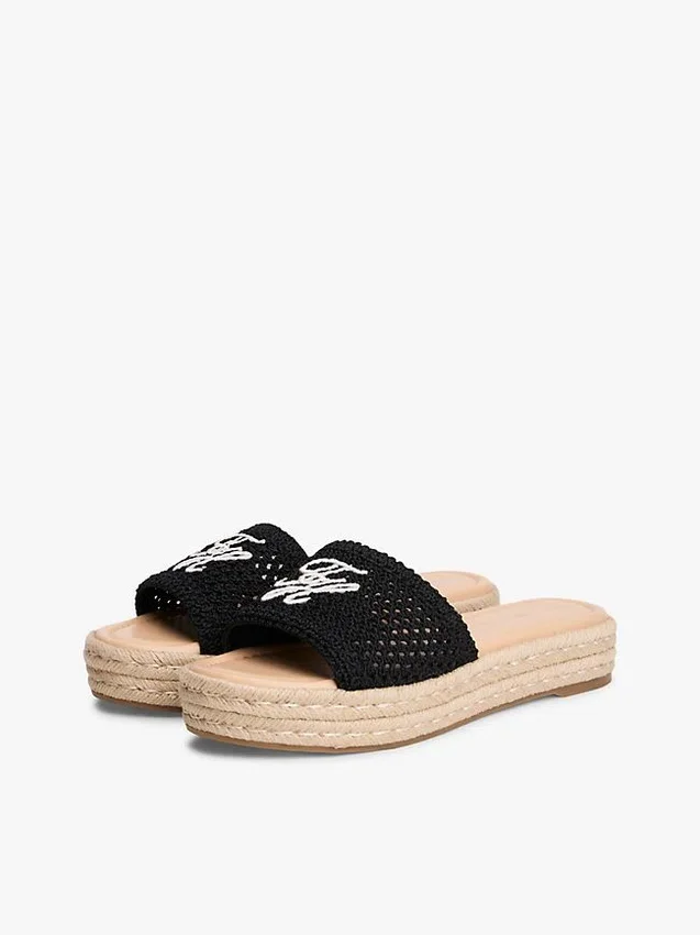 Sandalias tipo alpargata con monograma en letra cursiva Sandalias tipo alpargata con monograma en letra cursiva