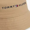 Sombrero de pescador con el logotipo de Tommy