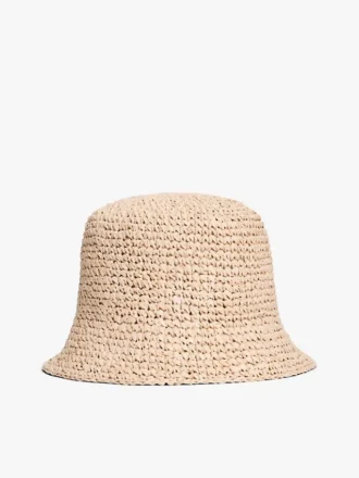 Sombrero de rafia de ganchillo