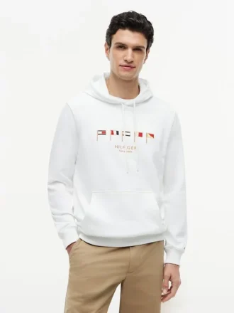 Sudadera con capucha y bandera náutica bordada
