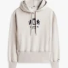 Sudadera con capucha y logotipo en el pecho Sudadera con capucha y logotipo en el pecho