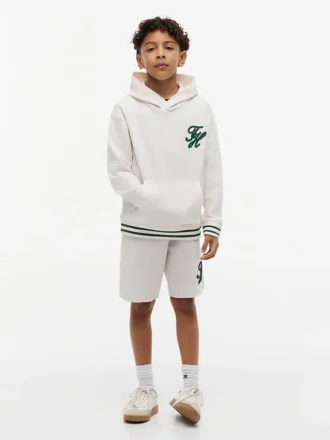 Sudadera con capucha y monograma bordado para niño