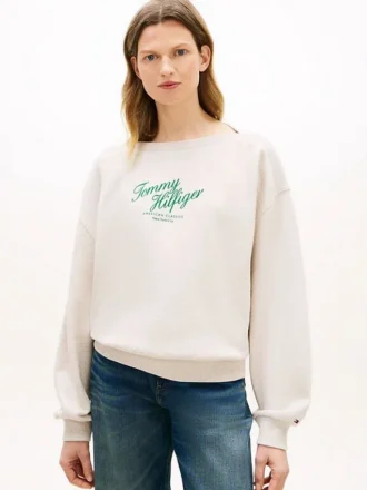 Sudadera con cuello barco y logotipo en letra cursiva