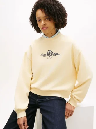 Sudadera con el logotipo del club bordado
