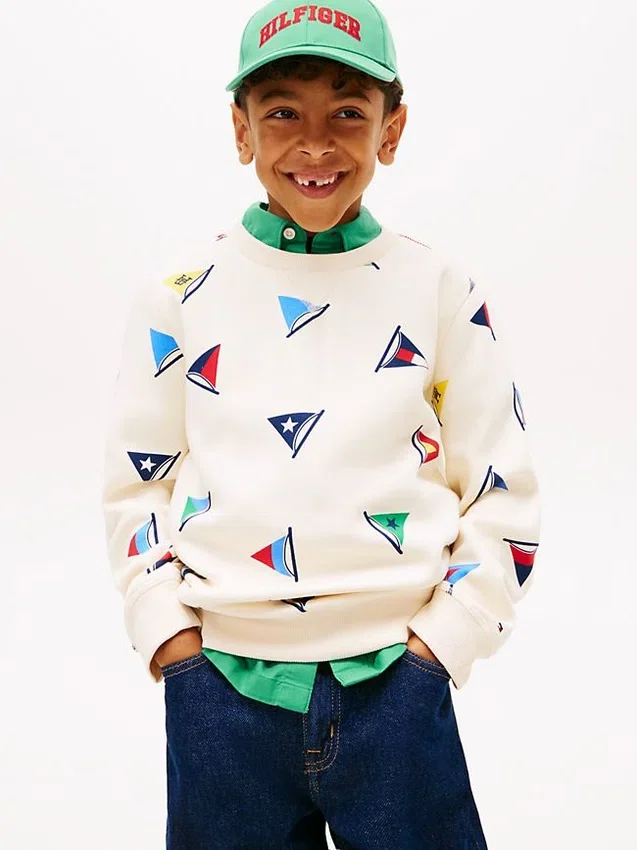Sudadera infantil con estampado de banderas de vela Sudadera infantil con estampado de banderas de vela