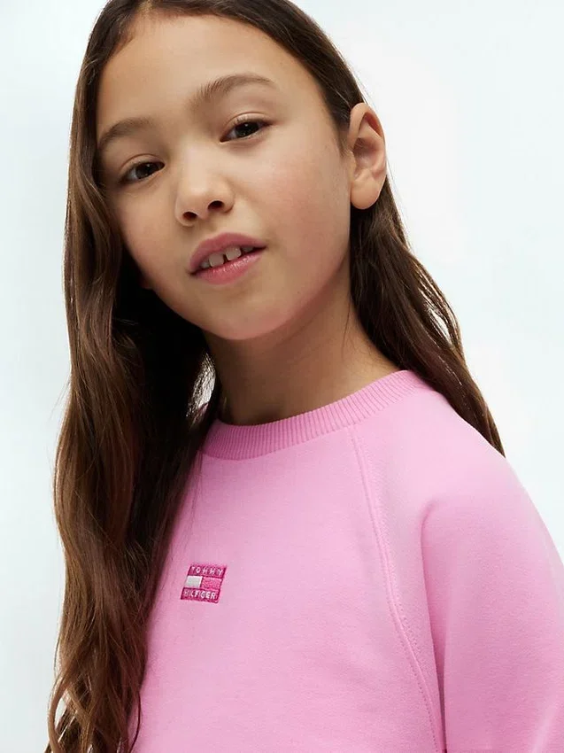 Sudadera raglán con bandera en tonos para niña Sudadera raglán con bandera en tonos para niña