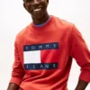 Sudadera Tommy Jeans con gran logotipo de bandera