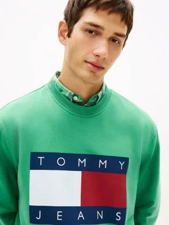 Sudadera Tommy Jeans con gran logotipo de bandera
