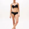 Sujetador bralette push-up con logotipo característico