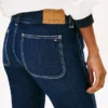 Vaqueros de tiro bajo con corte acampanado y bolsillos de Tommy Jeans