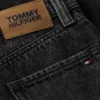 Vaqueros holgados con estampado de grafitis Hilfiger para niño Vaqueros holgados con estampado de grafitis Hilfiger para niño