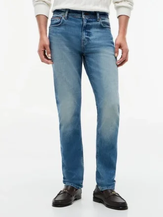 Vaqueros slim elásticos desgastados