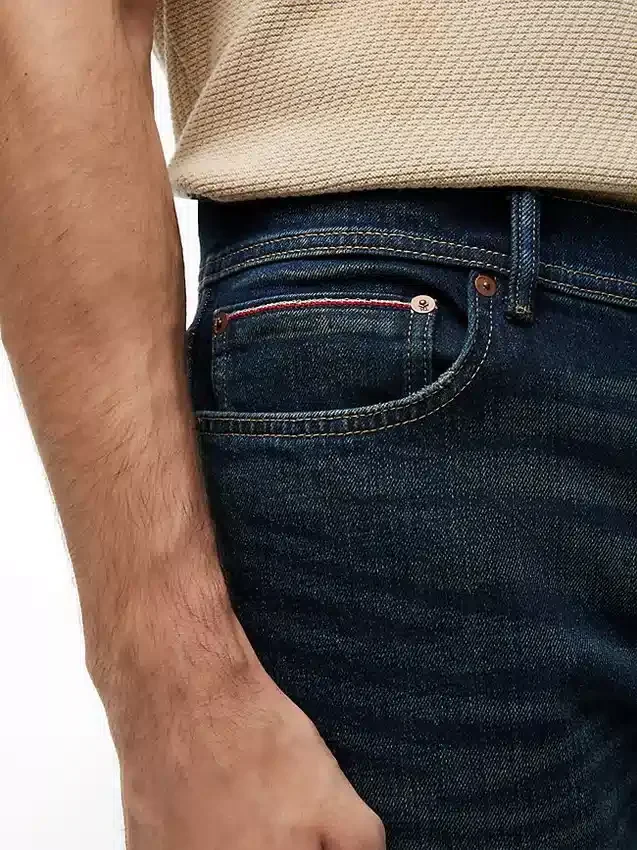 Vaqueros slim elásticos y ligeros Vaqueros slim elásticos y ligeros