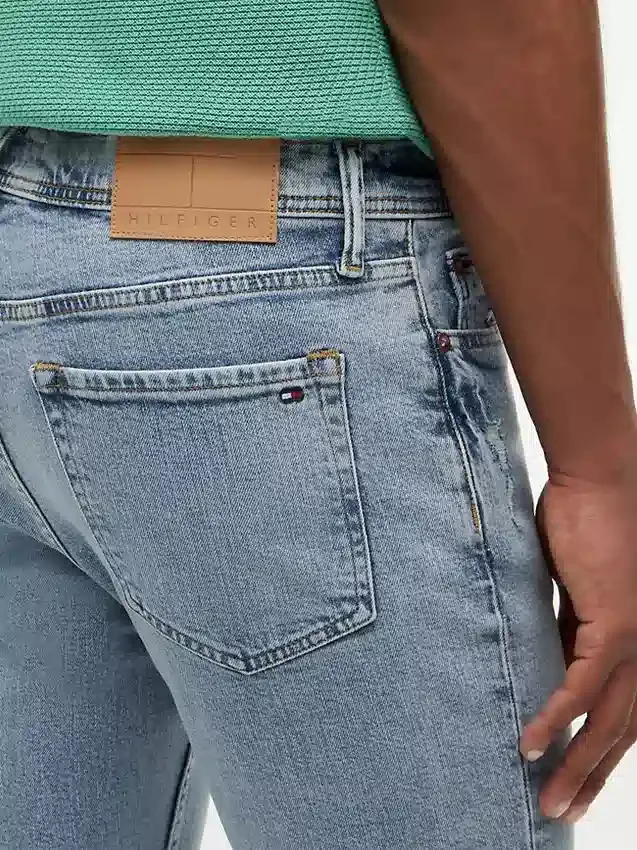 Vaqueros slim elásticos y ligeros Vaqueros slim elásticos y ligeros