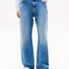 Vaqueros Tommy Jeans rectos, holgados y desgastados