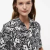 Vestido camisero de mezcla de lino con estampado tropical