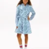 Vestido camisero de popelín a rayas con volantes para niña